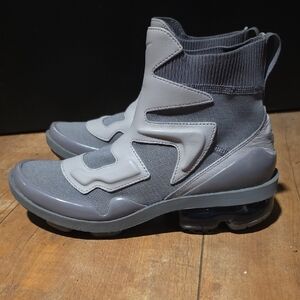 Nike VAPORMAX Gray Ankle Boots